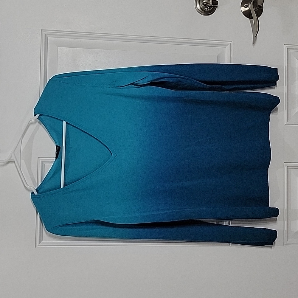 Blue & Green Ombre Foschini V-Neck Sweater Size L